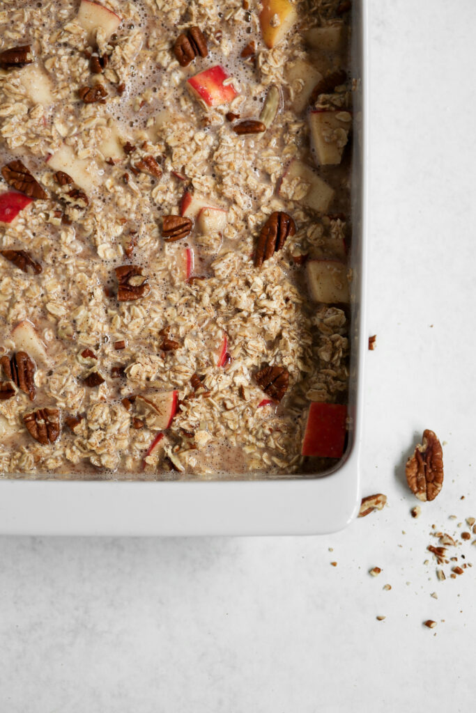 dairy free apple pie baked oatmeal